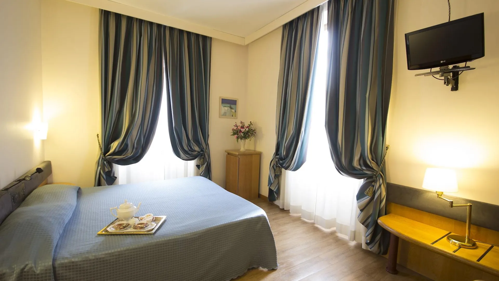 ***  Albert Hotel Milano Italia