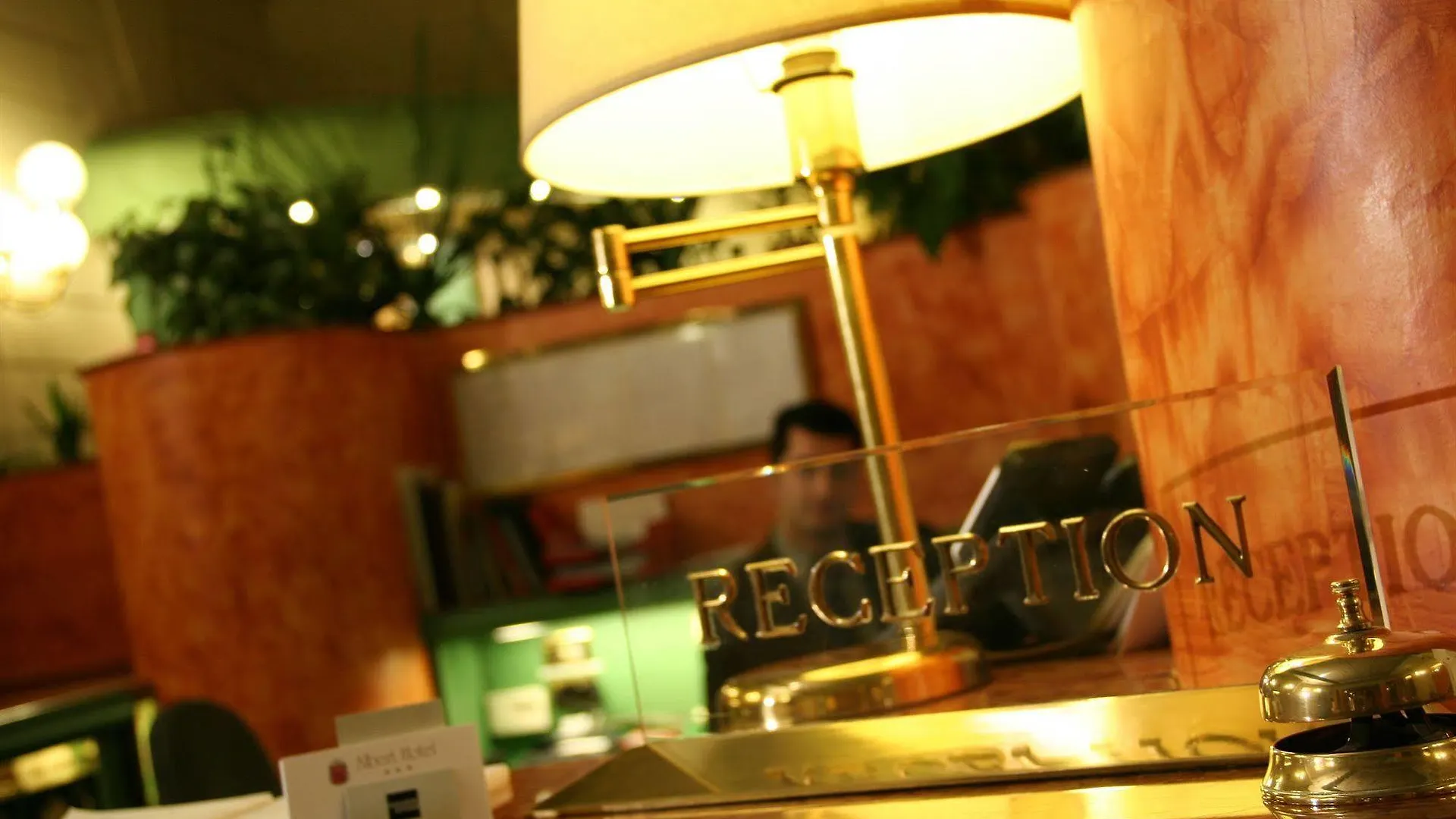 ***  Albert Hotel Milano Italia