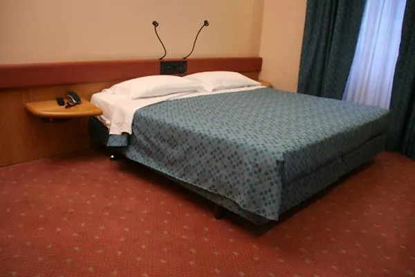 Albert Hotel Milan Italy